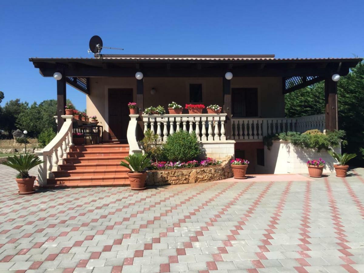 Villa Patrizia-Luxury Villa 모톨라 외부 사진